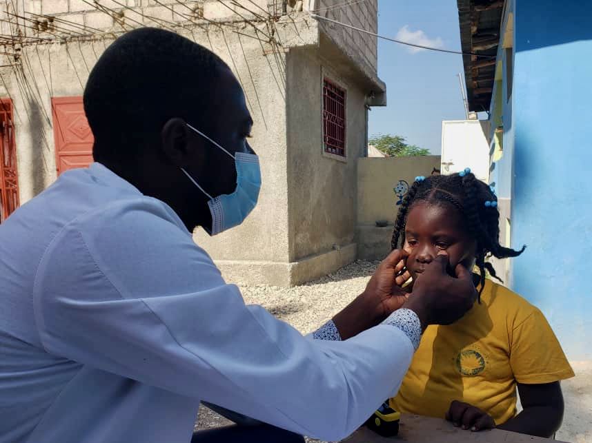 Mobiliser des Bénévoles pour Aider à Résoudre les Problèmes Courants de Santé